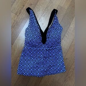 Stylish Black and Purple Women's Bathing Suit Top